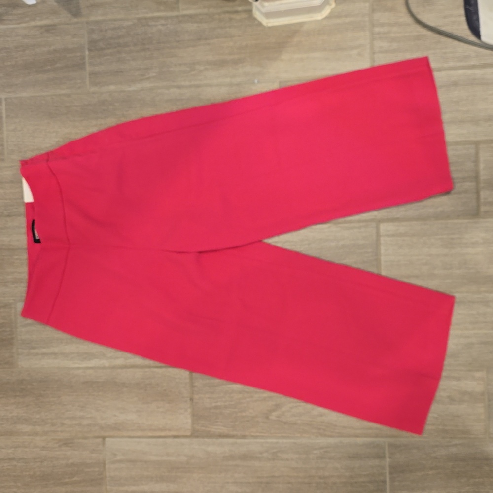 Pink ankle pants